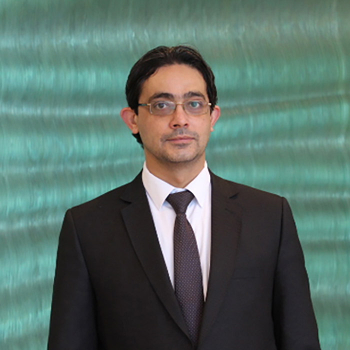 الدكتور إيهاب إبراهيم جرادات (Dr. Ihab Ibrahim Jaradat) طبيب جراحة عامة في العبدلي، عمّان